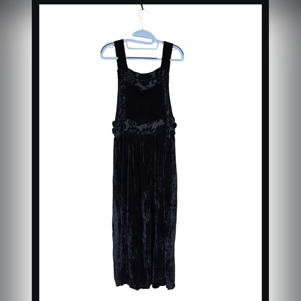 Vintage Hand Created by Jane Mohr for dtk black velvet dress